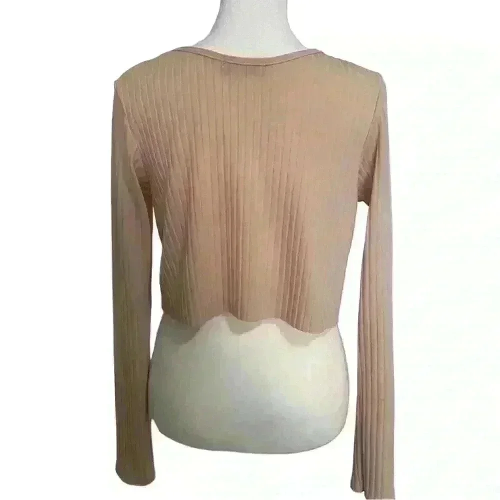 PrettyLittleThing Long Sleeve Rib Raw V Crop Top